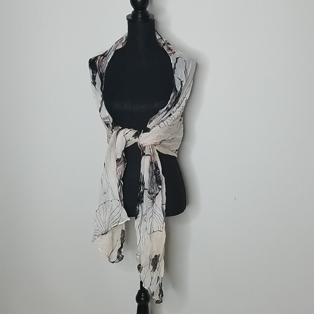 Multicolored Design Scarf & Wrap - Picture 1 of 4